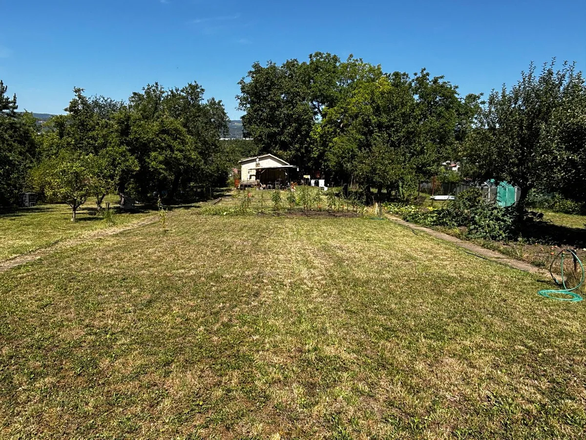 Prodej zahrady 800 m²